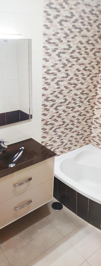 Piso 100 Metros Del Centro Del Pueblo 6 Kilometros De La Playa La Barrosa Apartment Chiclana de la Frontera Luaran gambar